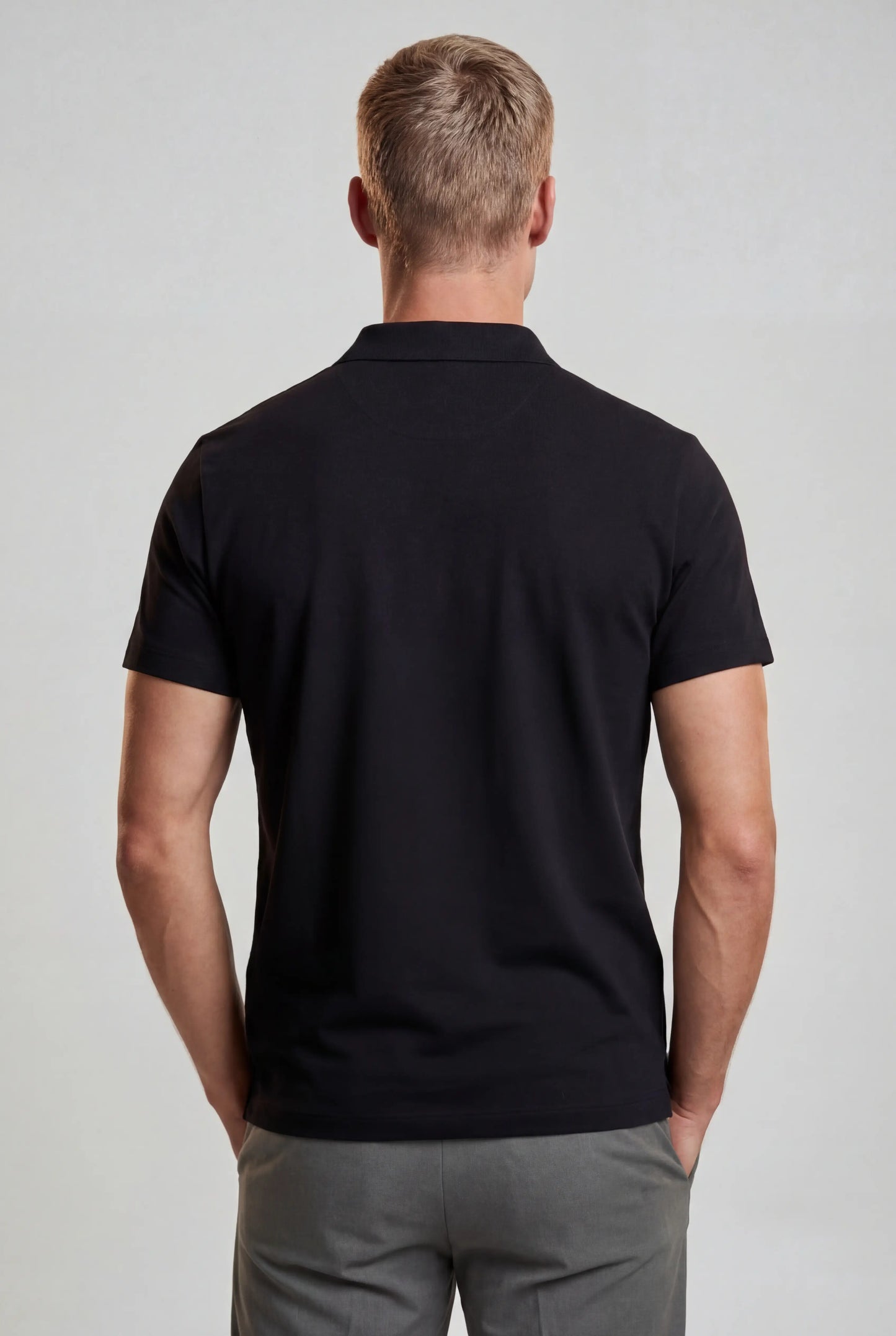 Sort Slim Fit Polo T-shirt for Men – Breathable Technical Fabric for Sports & Everyday Wear