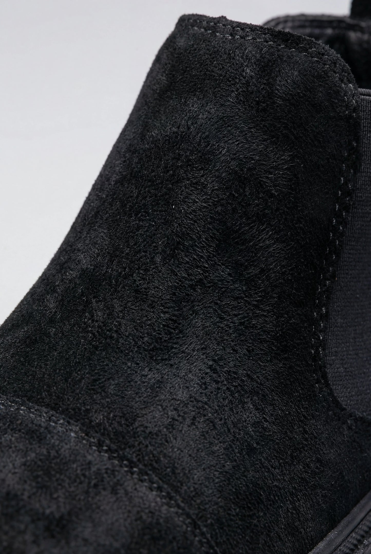 Chelsea Boots for Men in Black Suede – Classic High-Quality Ankle Boots