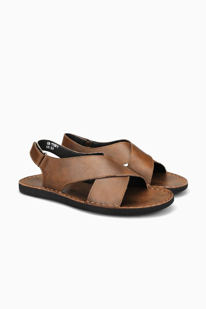 Men's camel leather sandals with cross straps – Comfortable and stylish