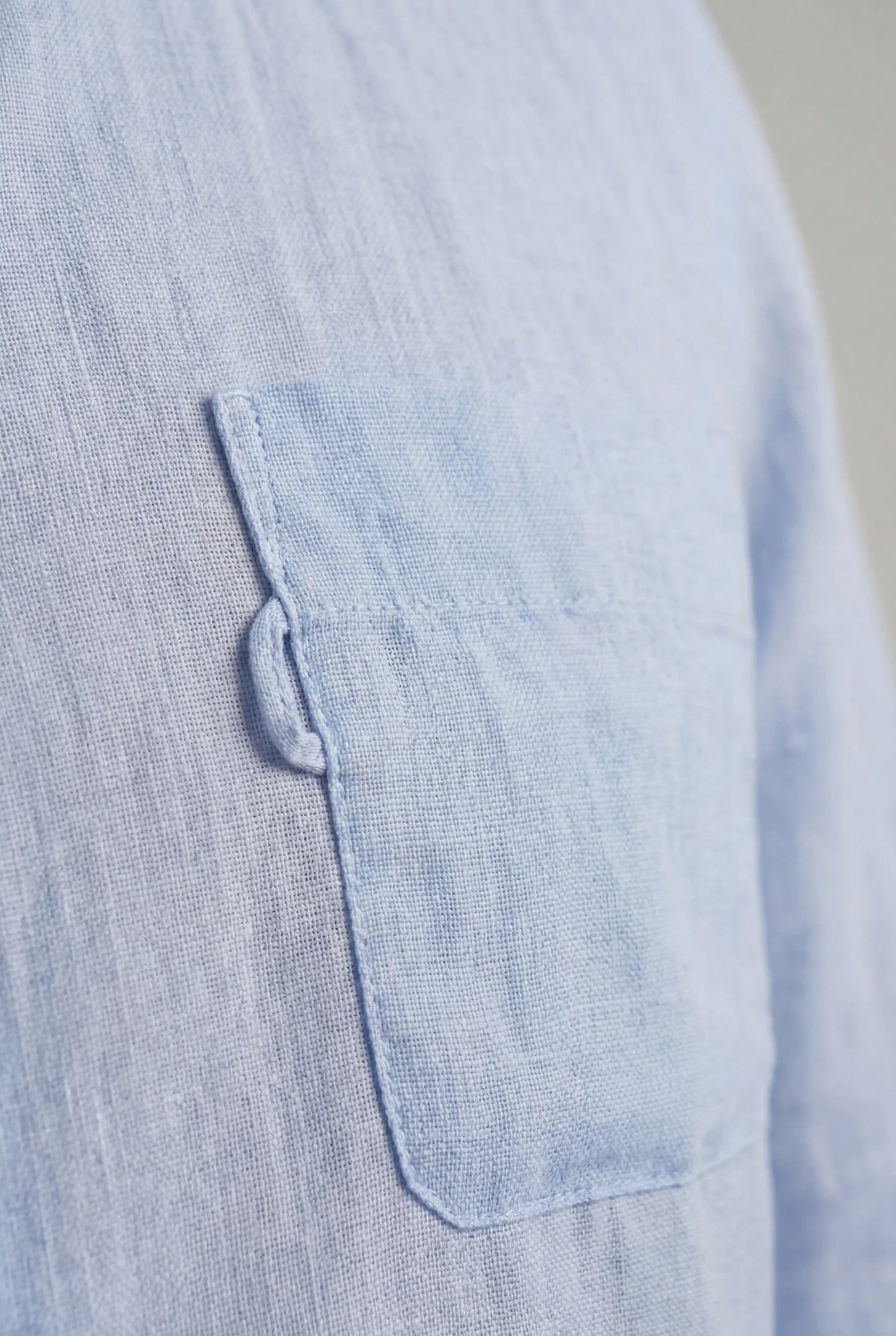 Light Blue Microfiber Shirt for Men – Regular Fit in Breathable Microfiber for Summer