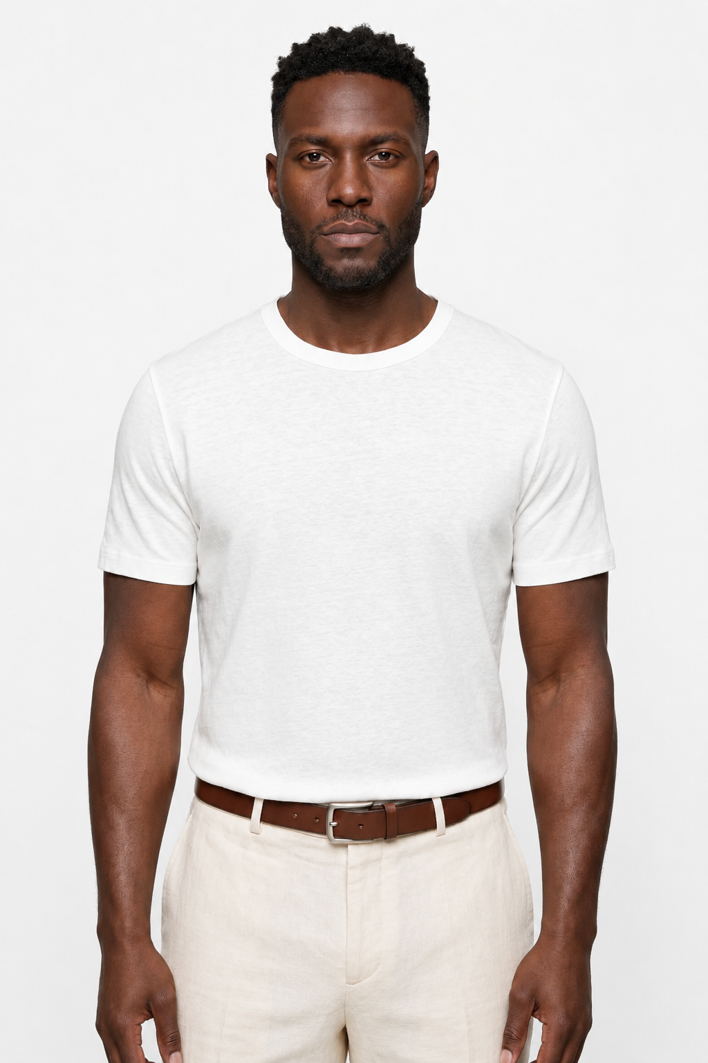 White Slim Fit T-shirt for Men in Soft Cotton – Comfortable & Stylish